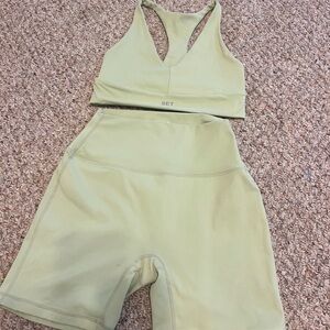 SET Active Light Green Top